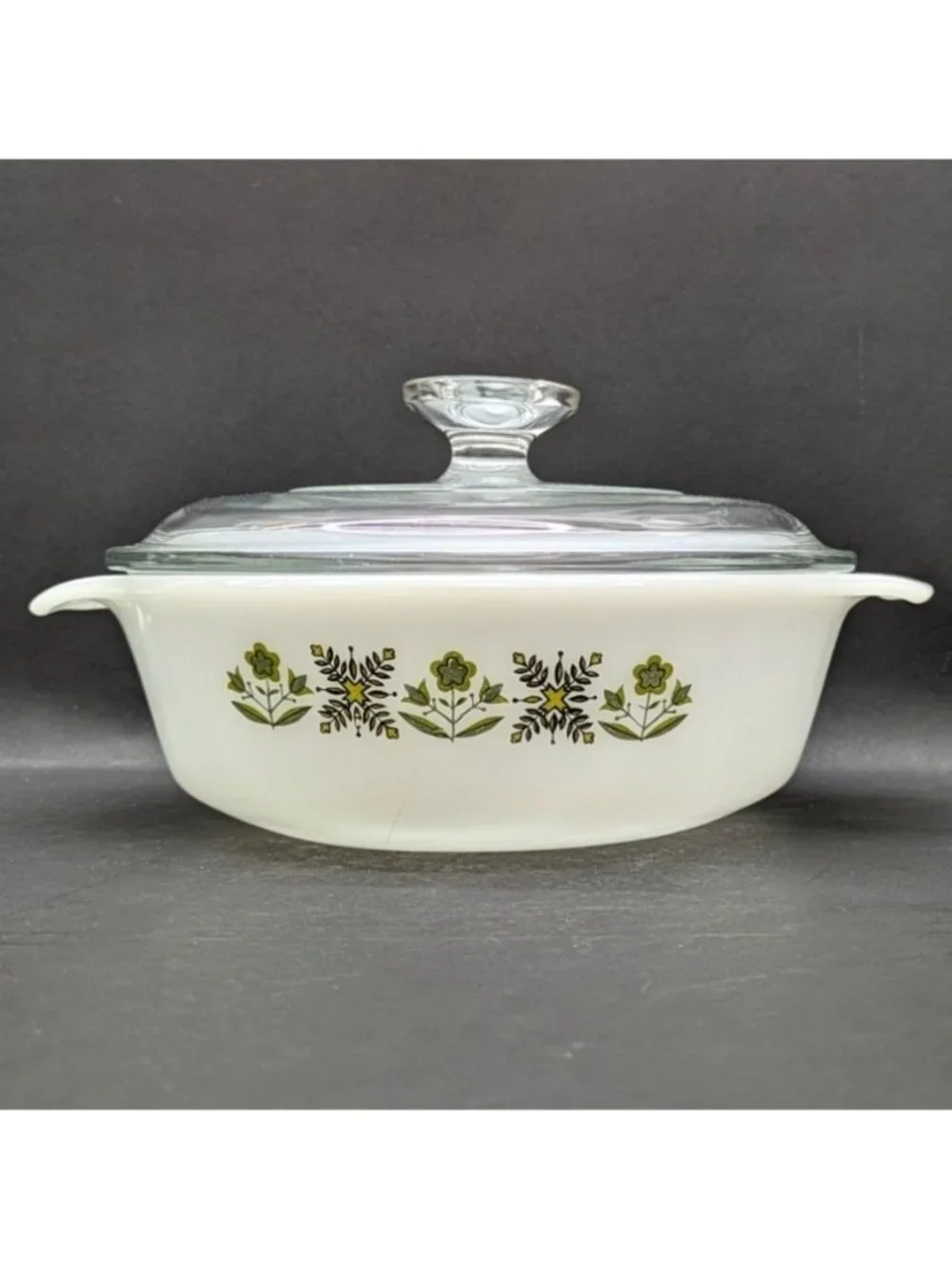Anchor Hocking Fire King Round 2 Qt. Covered Casserole Dish Glass Vintage